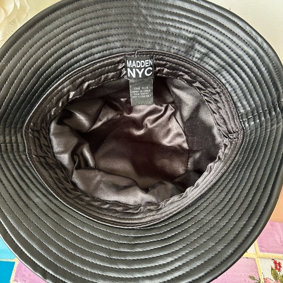 Stylish Black Quilted Leather Bucket Hat with Chain Detail - Picture 6 of 6